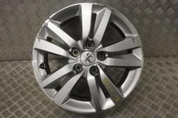 Jante alu alliage - Peugeot 308 II - 7" x 16" ET44 - 9677989