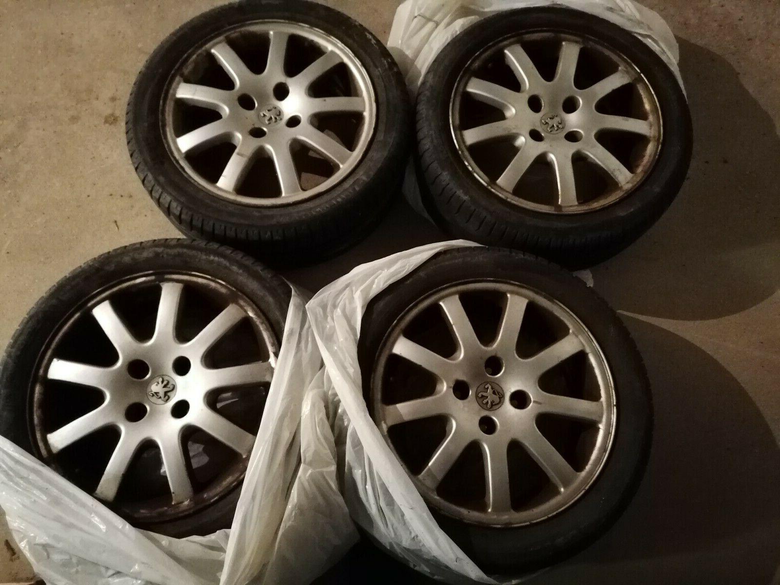 lot 4 jantes aluminium avec pneus 4saisons